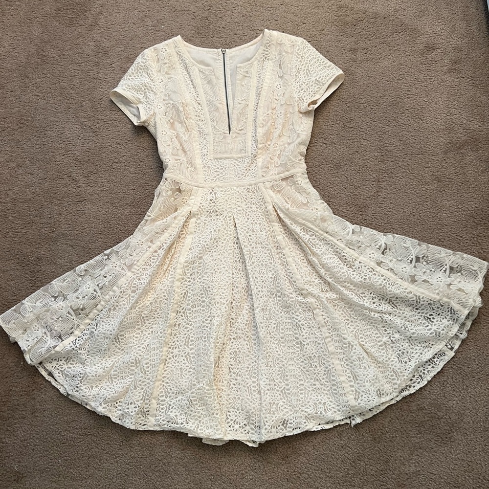 BCBG MAX AZRIA EMBROIDERED ORGANZA DRESS